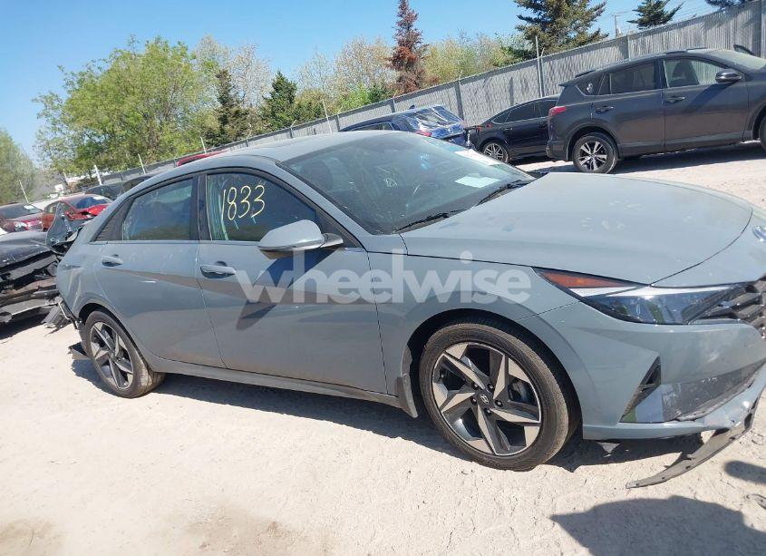 Photo 13 of 2022 Hyundai Elantra HYBRID LIMITED (VIN KMHLN4AJ4NU032121)