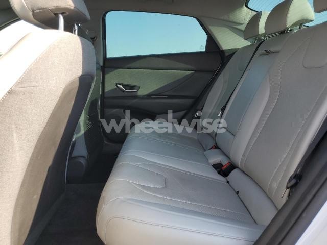 Photo 10 of 2021 HYUNDAI ELANTRA LIMITED (VIN KMHLN4AJXMU007352)