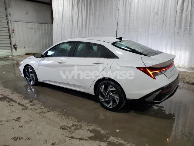 Photo 2 of 2025 HYUNDAI ELANTRA LIMITED (VIN KMHLN4DJ1SU165734)