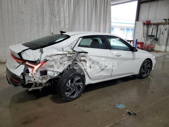 Photo 3 of 2025 HYUNDAI ELANTRA LIMITED (VIN KMHLN4DJ1SU165734)