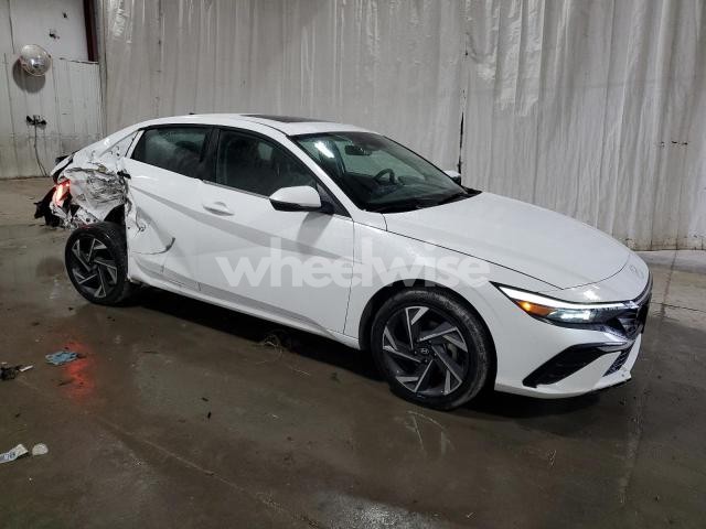 Photo 4 of 2025 HYUNDAI ELANTRA LIMITED (VIN KMHLN4DJ1SU165734)