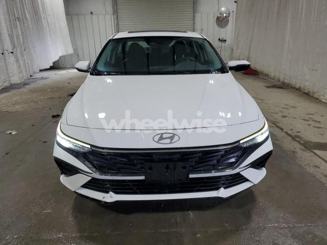 Photo 5 of 2025 HYUNDAI ELANTRA LIMITED (VIN KMHLN4DJ1SU165734)