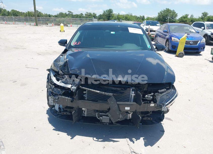 Photo 13 of 2024 Hyundai Elantra HYBRID LIMITED (VIN KMHLN4DJ7RU107105)