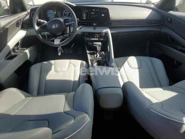 Photo 5 of 2025 HYUNDAI ELANTRA LIMITED (VIN KMHLN4DJXSU162668)