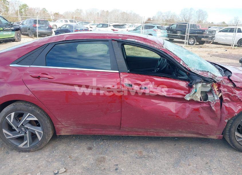 Photo 13 of 2024 Hyundai Elantra LIMITED (VIN KMHLP4DG1RU734347)