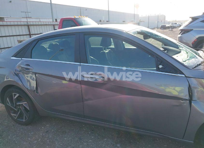 Photo 12 of 2024 Hyundai Elantra LIMITED (VIN KMHLP4DG1RU744599)