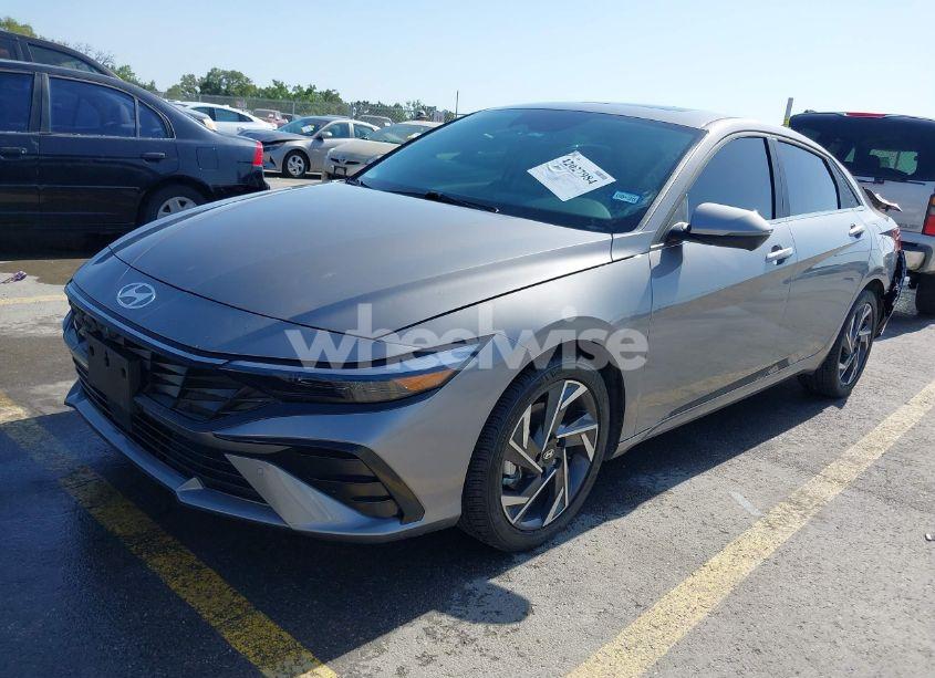 Photo 2 of 2024 Hyundai Elantra LIMITED (VIN KMHLP4DG1RU819415)