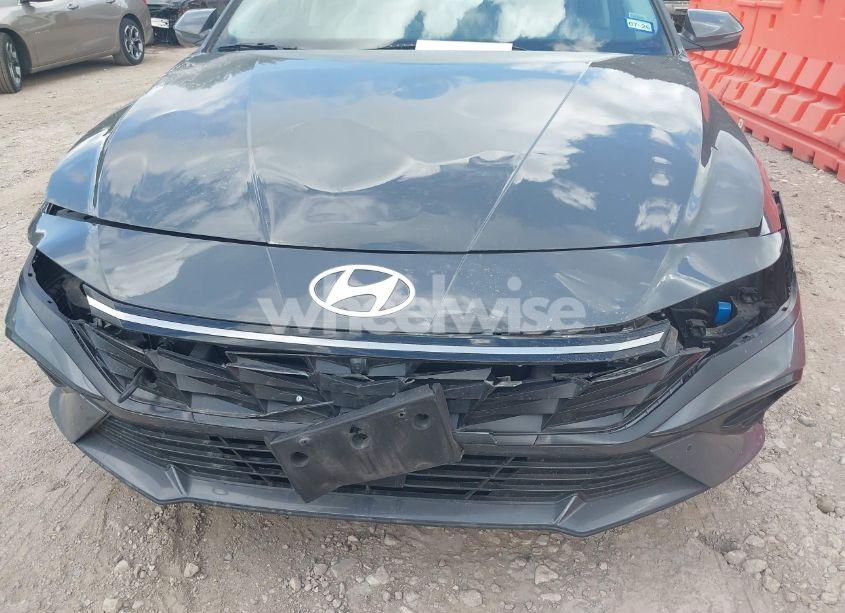 Photo 6 of 2024 Hyundai Elantra LIMITED (VIN KMHLP4DG2RU828365)