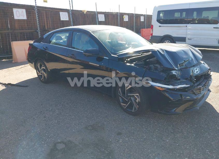 2024 Hyundai Elantra LIMITED (VIN KMHLP4DG3RU768600) main photo