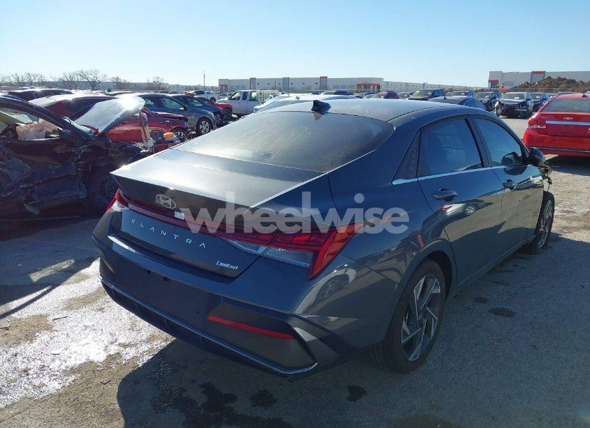 Photo 4 of 2024 Hyundai Elantra LIMITED (VIN KMHLP4DG3RU832182)