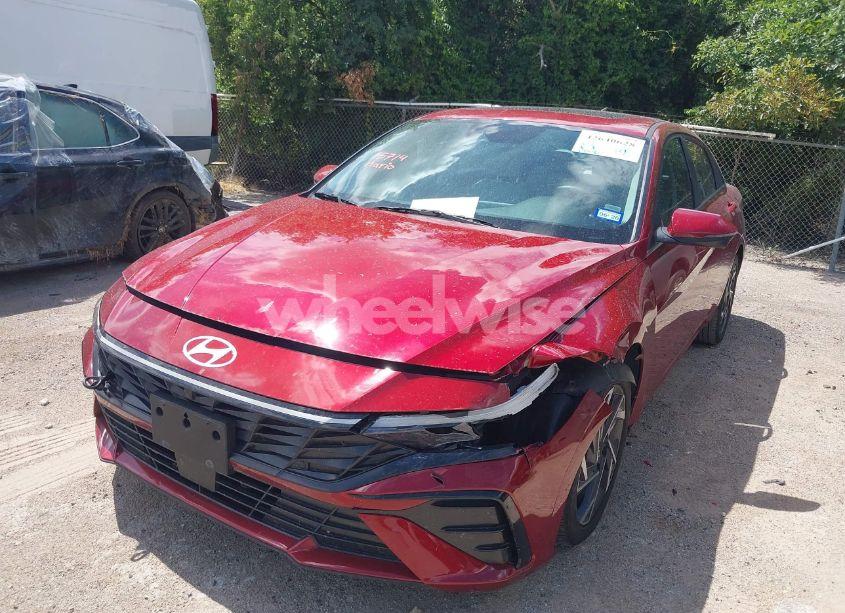 Photo 2 of 2024 Hyundai Elantra LIMITED (VIN KMHLP4DG5RU814265)