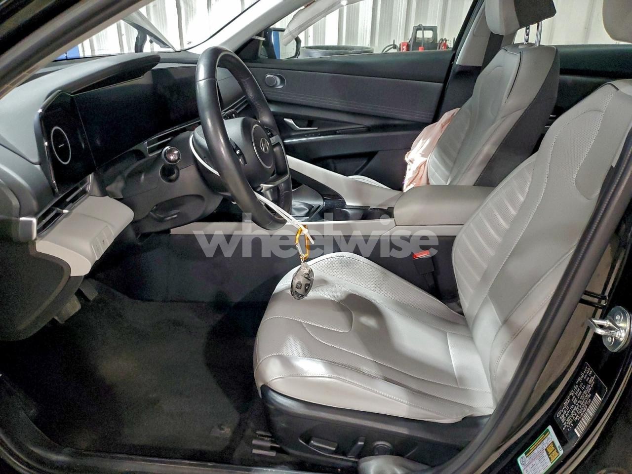 Photo 7 of 2024 HYUNDAI ELANTRA LIMITED N/A (VIN KMHLP4DG7RU647794)