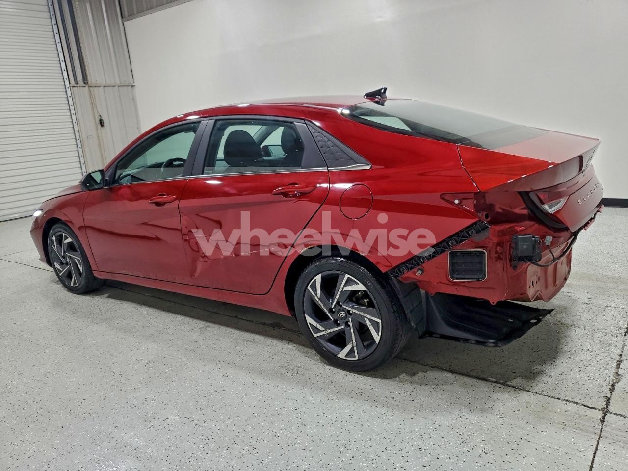 Photo 2 of 2024 HYUNDAI ELANTRA LIMITED (VIN KMHLP4DG8RU797820)