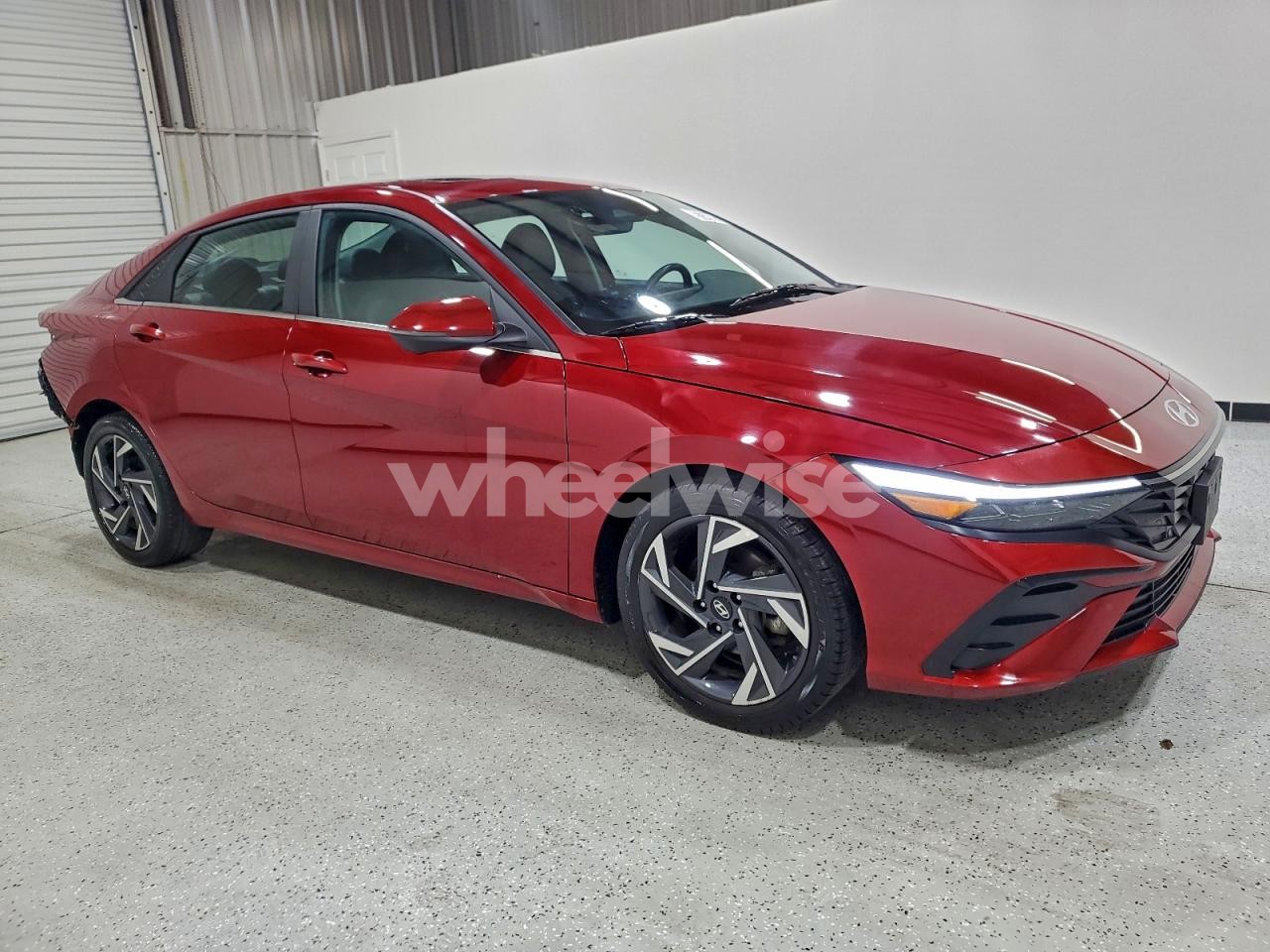 Photo 4 of 2024 HYUNDAI ELANTRA LIMITED (VIN KMHLP4DG8RU797820)