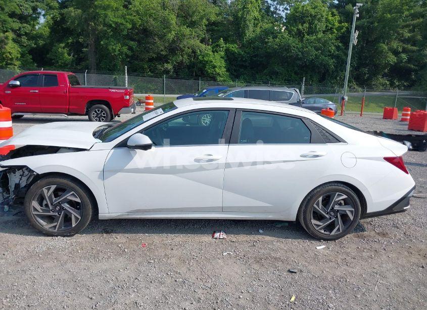 Photo 13 of 2024 Hyundai Elantra LIMITED (VIN KMHLP4DG9RU800577)