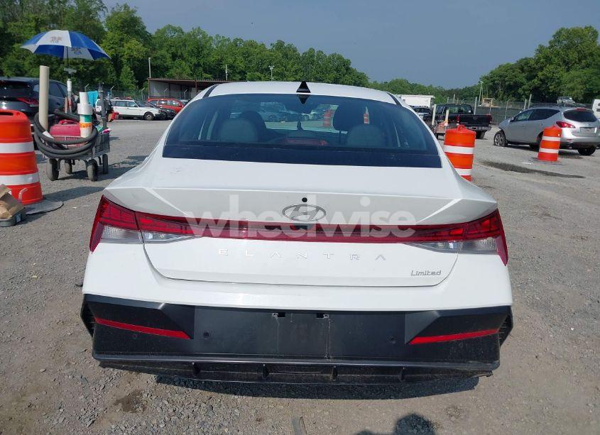 Photo 15 of 2024 Hyundai Elantra LIMITED (VIN KMHLP4DG9RU800577)