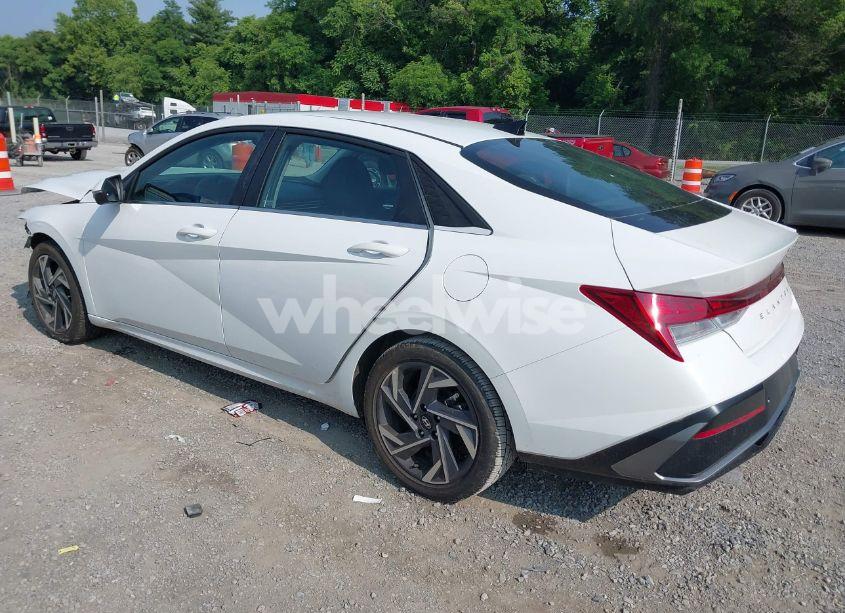 Photo 3 of 2024 Hyundai Elantra LIMITED (VIN KMHLP4DG9RU800577)