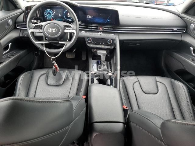 Photo 2 of 2025 HYUNDAI ELANTRA LIMITED (VIN KMHLP4DGXSU869655)