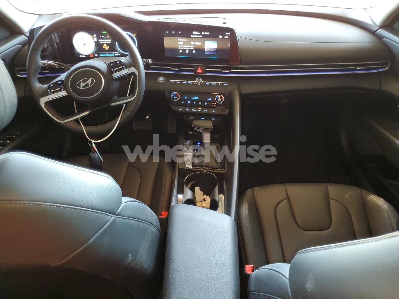 Photo 8 of 2025 HYUNDAI ELANTRA LIMITED (VIN KMHLP4DGXSU957413)