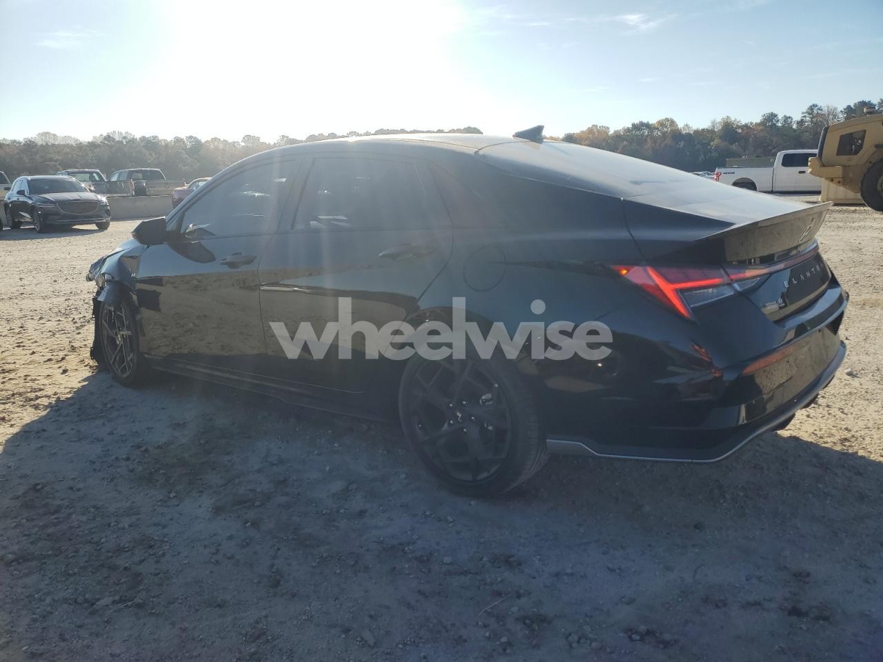 Photo 2 of 2025 HYUNDAI ELANTRA N LINE (VIN KMHLR4DF9SU039640)