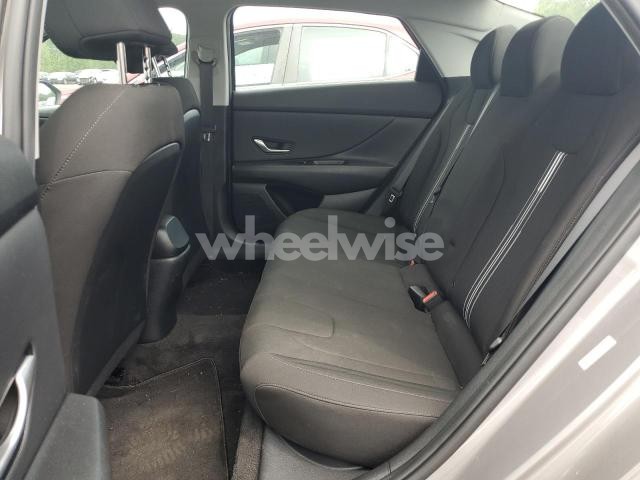 Photo 11 of 2023 HYUNDAI ELANTRA SEL (VIN KMHLS4AG2PU544878)