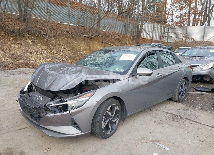 Photo 2 of 2023 Hyundai Elantra SEL (VIN KMHLS4AG5PU567877)