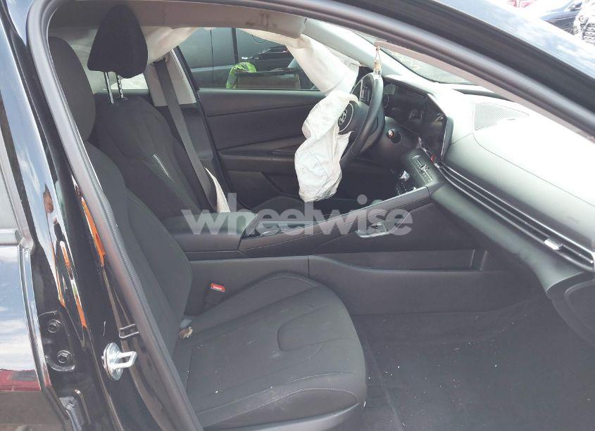 Photo 5 of 2023 Hyundai Elantra SEL (VIN KMHLS4AG8PU607773)