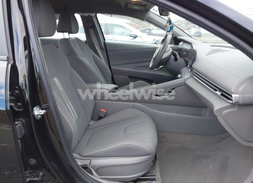 Photo 5 of 2023 Hyundai Elantra SEL (VIN KMHLS4AGXPU534311)