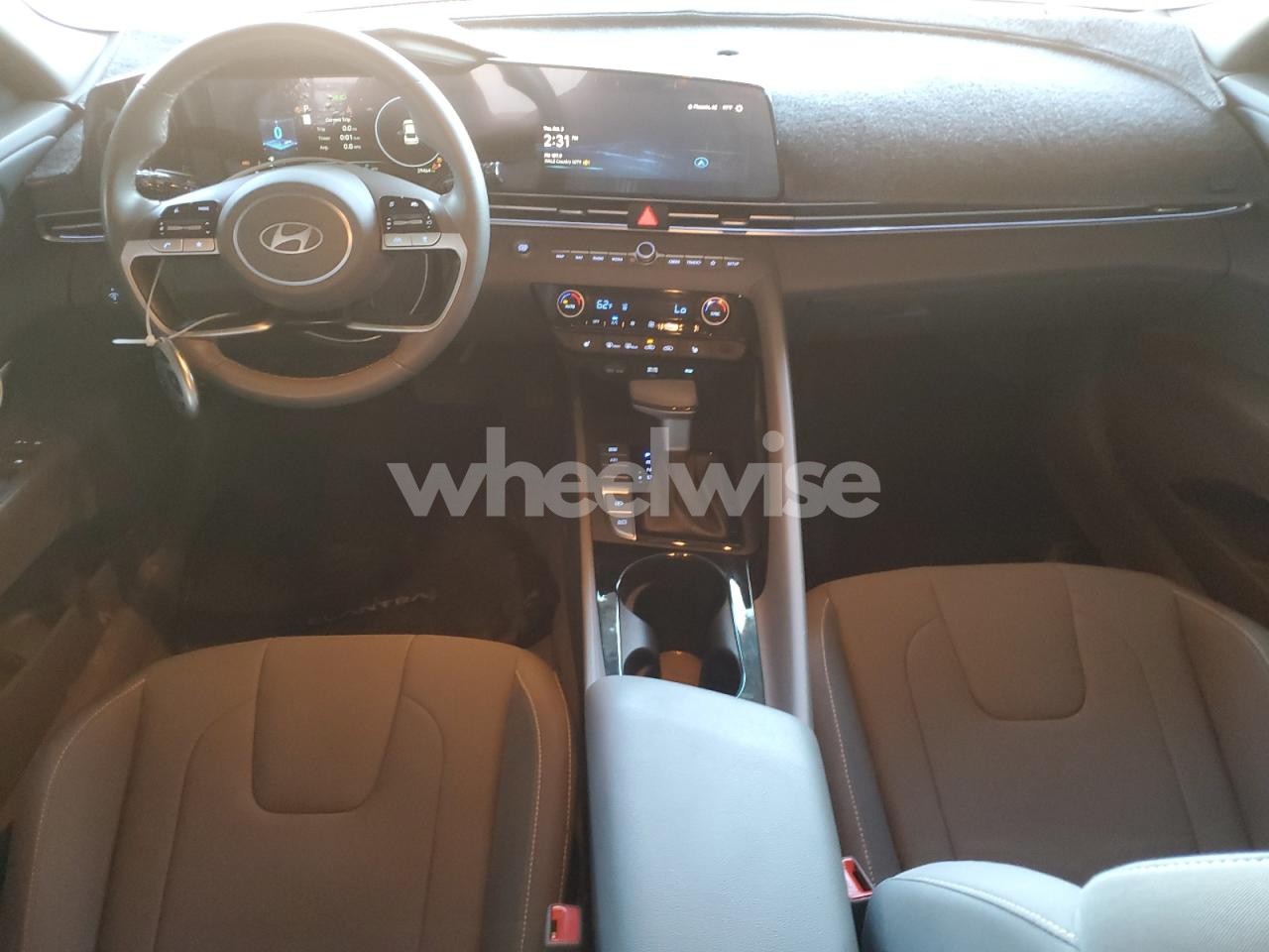 Photo 8 of 2024 HYUNDAI ELANTRA SEL (VIN KMHLS4DG0RU673829)