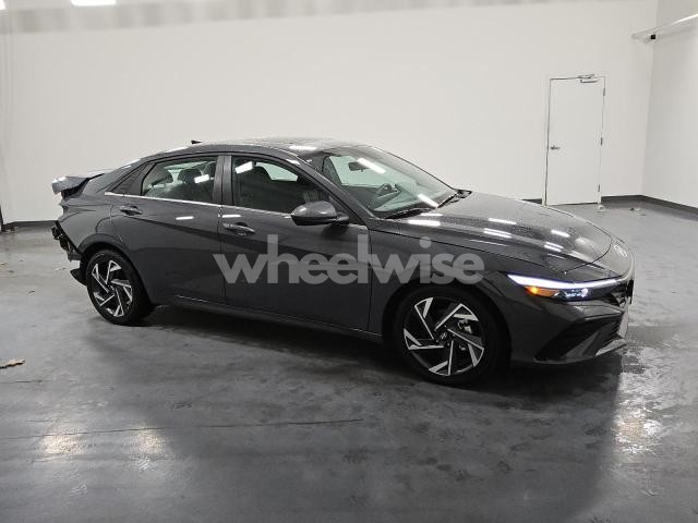 Photo 4 of 2025 HYUNDAI ELANTRA SEL (VIN KMHLS4DG0SU004434)