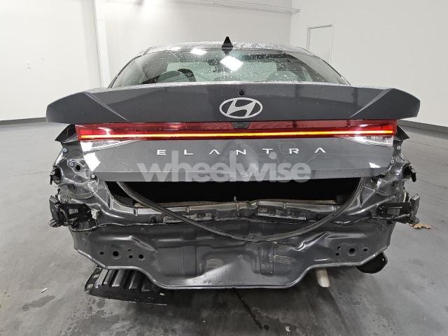 Photo 6 of 2025 HYUNDAI ELANTRA SEL (VIN KMHLS4DG0SU004434)