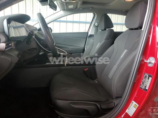 Photo 11 of 2025 HYUNDAI ELANTRA SEL (VIN KMHLS4DG0SU866827)