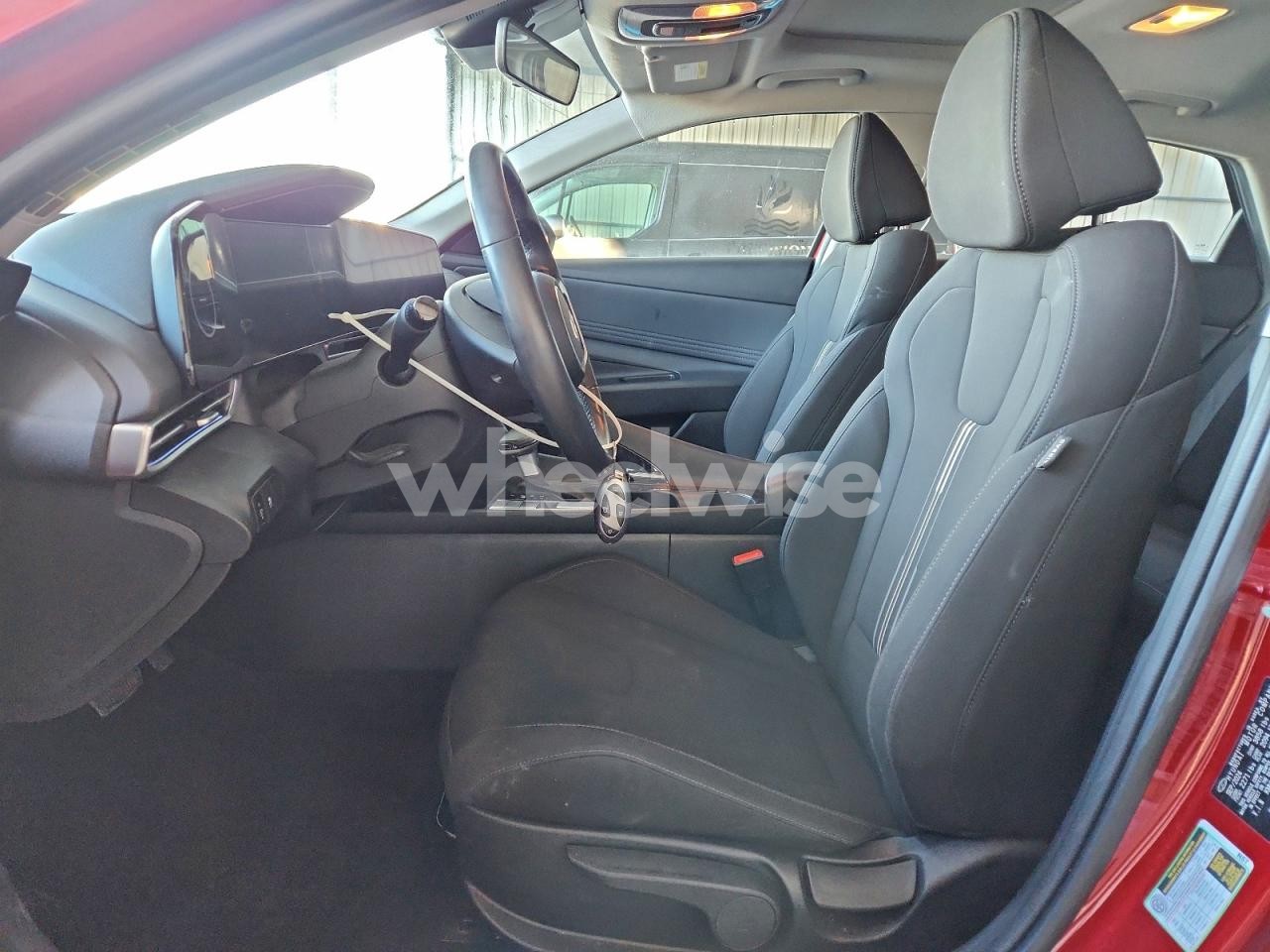 Photo 7 of 2025 HYUNDAI ELANTRA SEL (VIN KMHLS4DG0SU897396)