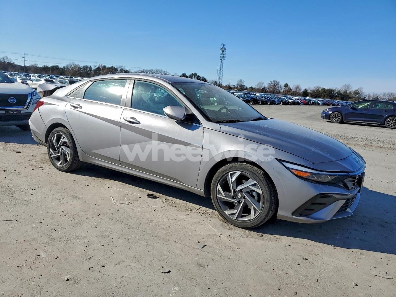 Photo 4 of 2025 HYUNDAI ELANTRA SEL (VIN KMHLS4DG0SU981704)