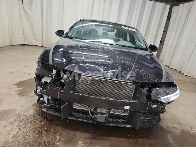 Photo 3 of 2025 HYUNDAI ELANTRA SEL (VIN KMHLS4DG1SU001686)