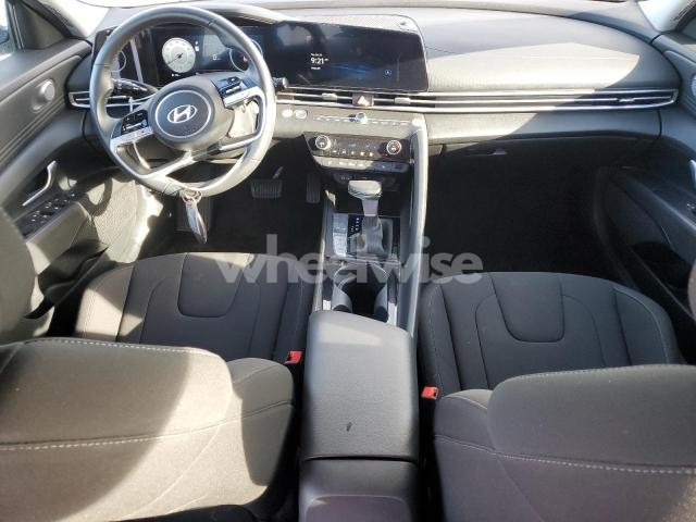 Photo 8 of 2025 HYUNDAI ELANTRA SEL (VIN KMHLS4DG1SU882020)