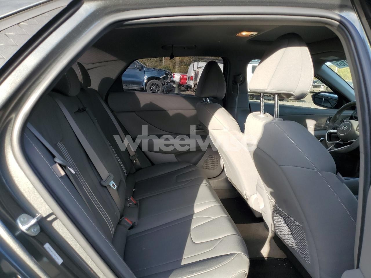 Photo 10 of 2025 HYUNDAI ELANTRA SEL (VIN KMHLS4DG1SU895947)