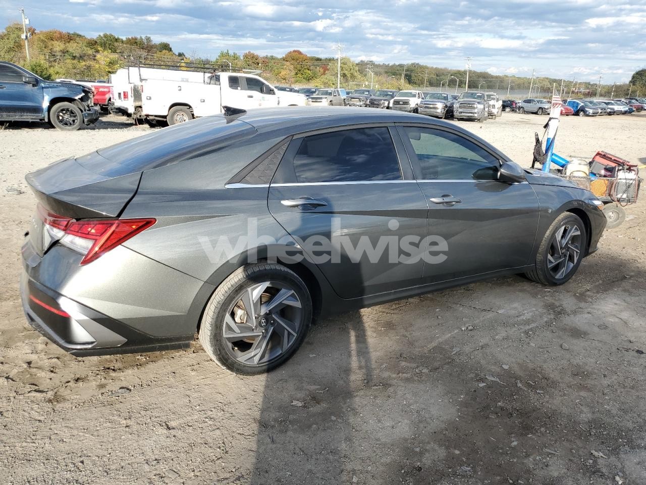 Photo 3 of 2025 HYUNDAI ELANTRA SEL (VIN KMHLS4DG1SU895947)