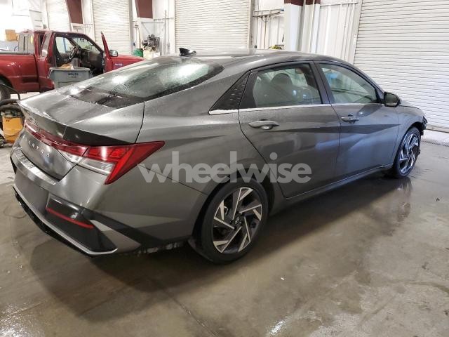 Photo 2 of 2025 HYUNDAI ELANTRA SEL (VIN KMHLS4DG1SU913086)