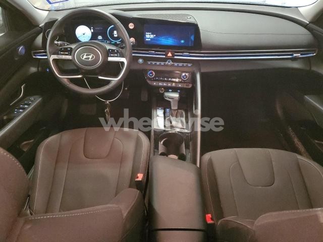 Photo 4 of 2025 HYUNDAI ELANTRA SEL (VIN KMHLS4DG1SU913086)