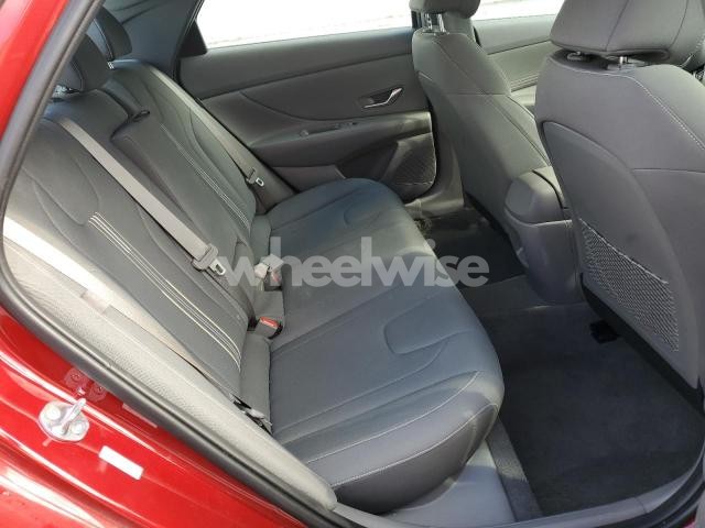 Photo 10 of 2025 HYUNDAI ELANTRA SEL (VIN KMHLS4DG1SU950588)