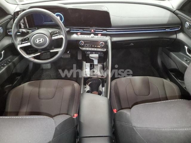 Photo 3 of 2025 HYUNDAI ELANTRA SEL (VIN KMHLS4DG1SU982408)