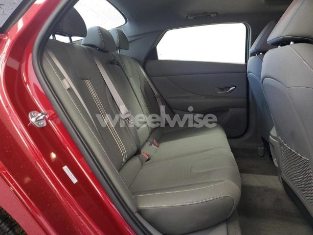 Photo 10 of 2025 HYUNDAI ELANTRA SEL (VIN KMHLS4DG1SU999628)