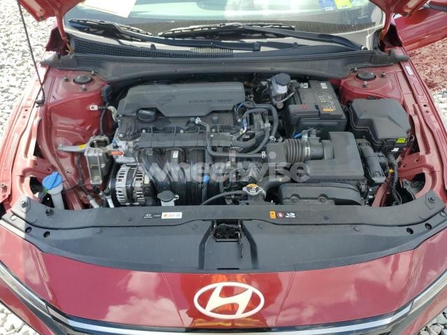 Photo 2 of 2024 HYUNDAI ELANTRA SEL (VIN KMHLS4DG2RU687232)