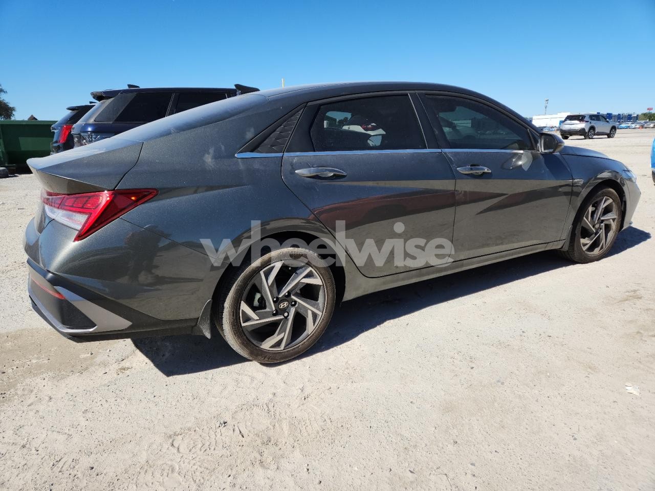 Photo 3 of 2024 HYUNDAI ELANTRA SEL (VIN KMHLS4DG2RU807109)