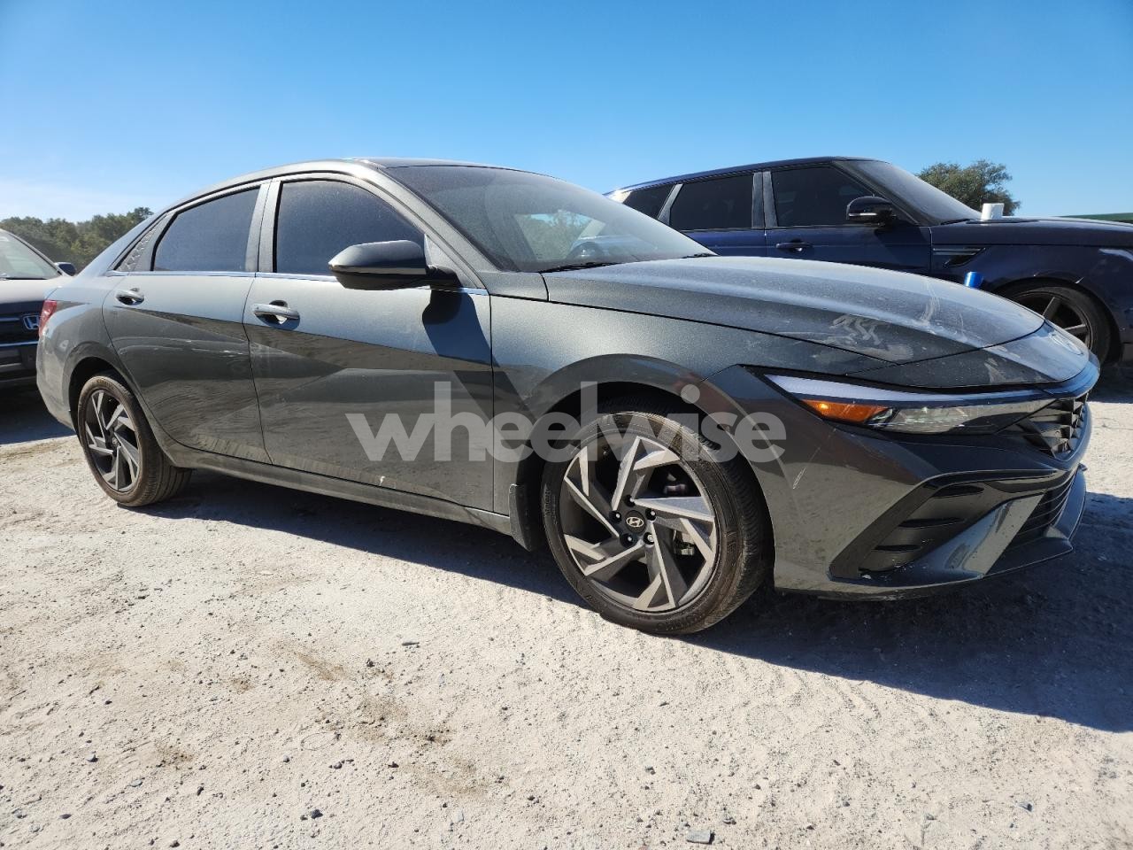 Photo 4 of 2024 HYUNDAI ELANTRA SEL (VIN KMHLS4DG2RU807109)