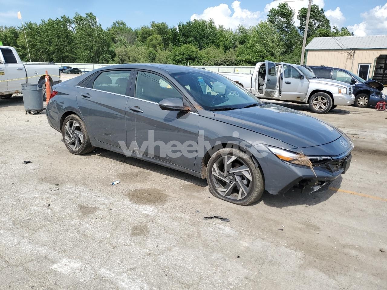 Photo 4 of 2024 HYUNDAI ELANTRA SEL (VIN KMHLS4DG3RU717919)