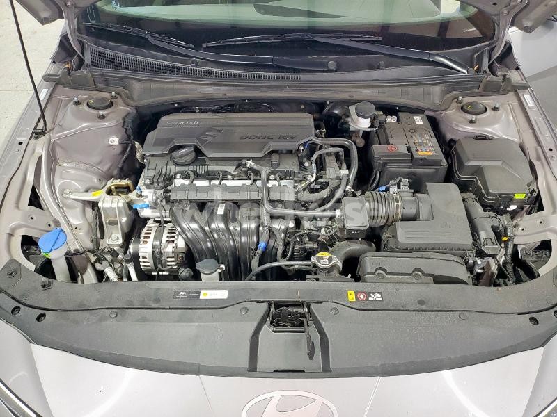 Photo 2 of 2025 HYUNDAI ELANTRA SEL (VIN KMHLS4DG3SU019428)