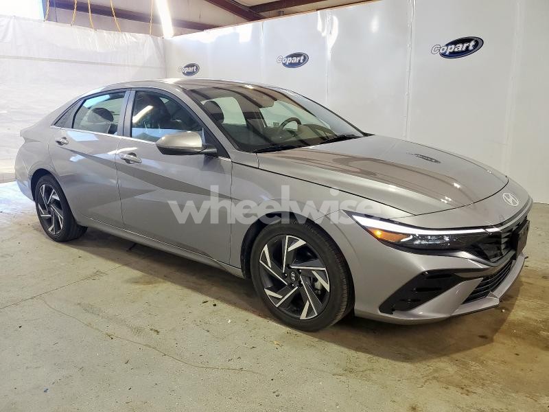 Photo 7 of 2025 HYUNDAI ELANTRA SEL (VIN KMHLS4DG3SU019428)