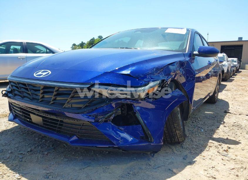 Photo 2 of 2024 Hyundai Elantra SEL (VIN KMHLS4DG4RU734664)